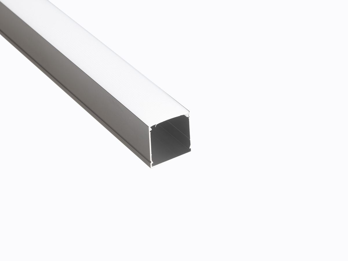 Профиль накладной LEDS POWER СПН3030 алюм. черный с призм.рассеивателем 2м 008509