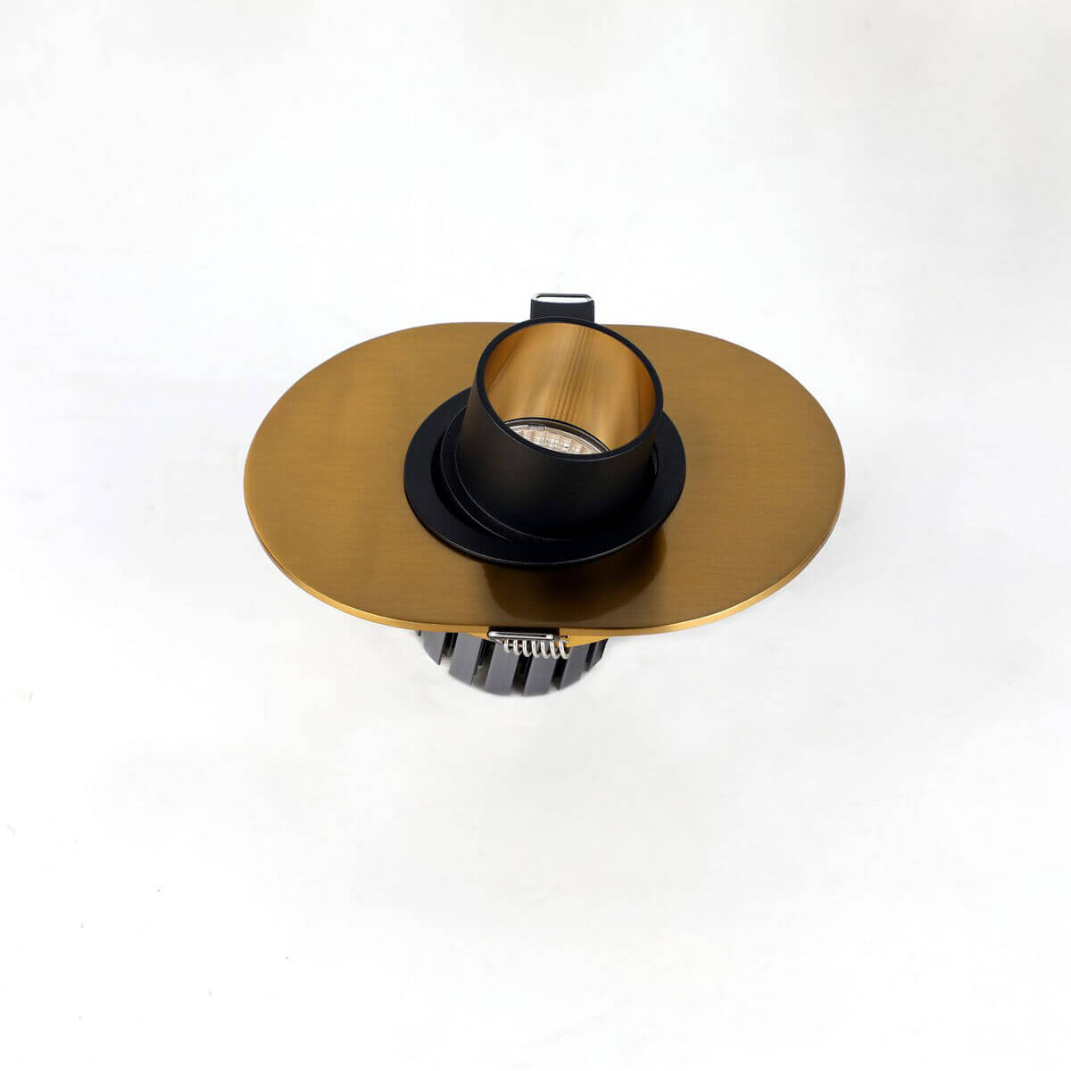 Встраиваемый светильник Favourite Retro 2790-1C