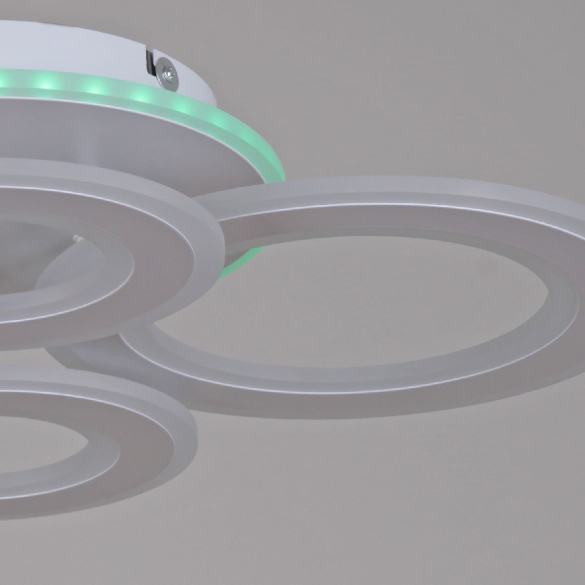 Потолочная люстра Reluce 20535-0.3-2+2+1 WT