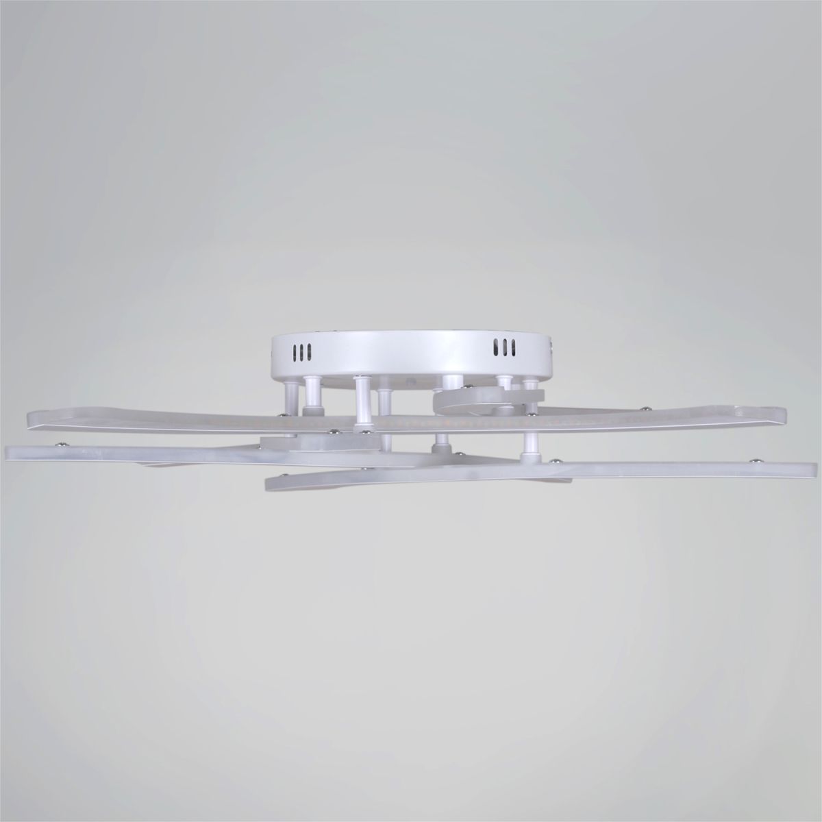 Потолочная люстра Reluce 94090-0.3-05 WH