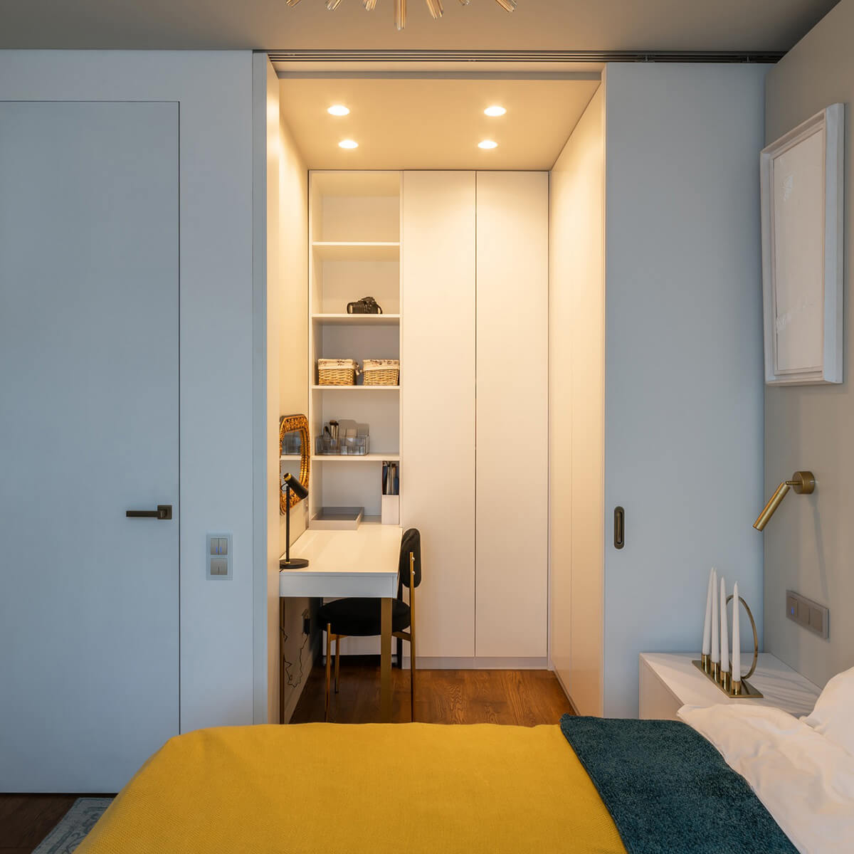 Встраиваемый светильник Elektrostandard 7012 MR16 WH белый 4690389127885