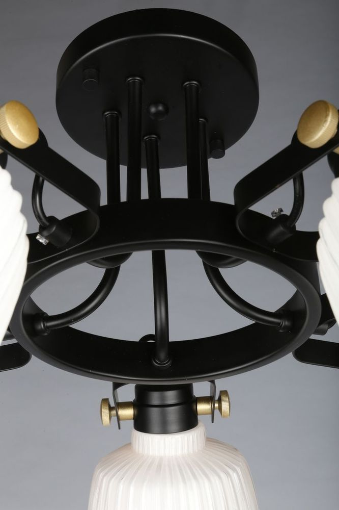 Потолочная люстра Omnilux OML-28207-05