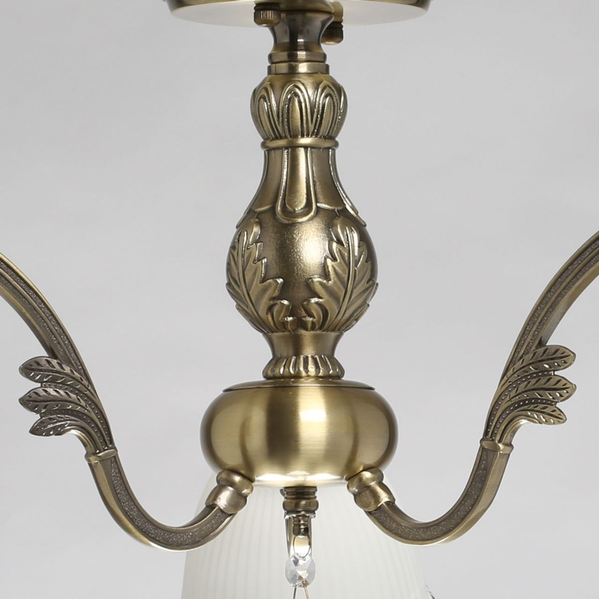 Потолочная люстра De Markt Ариадна 105010603