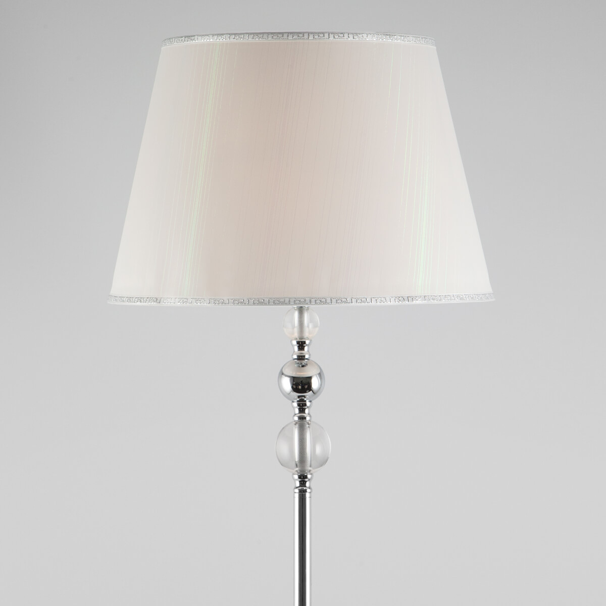 Торшер в современном стиле современный Eurosvet 01072/1 хром