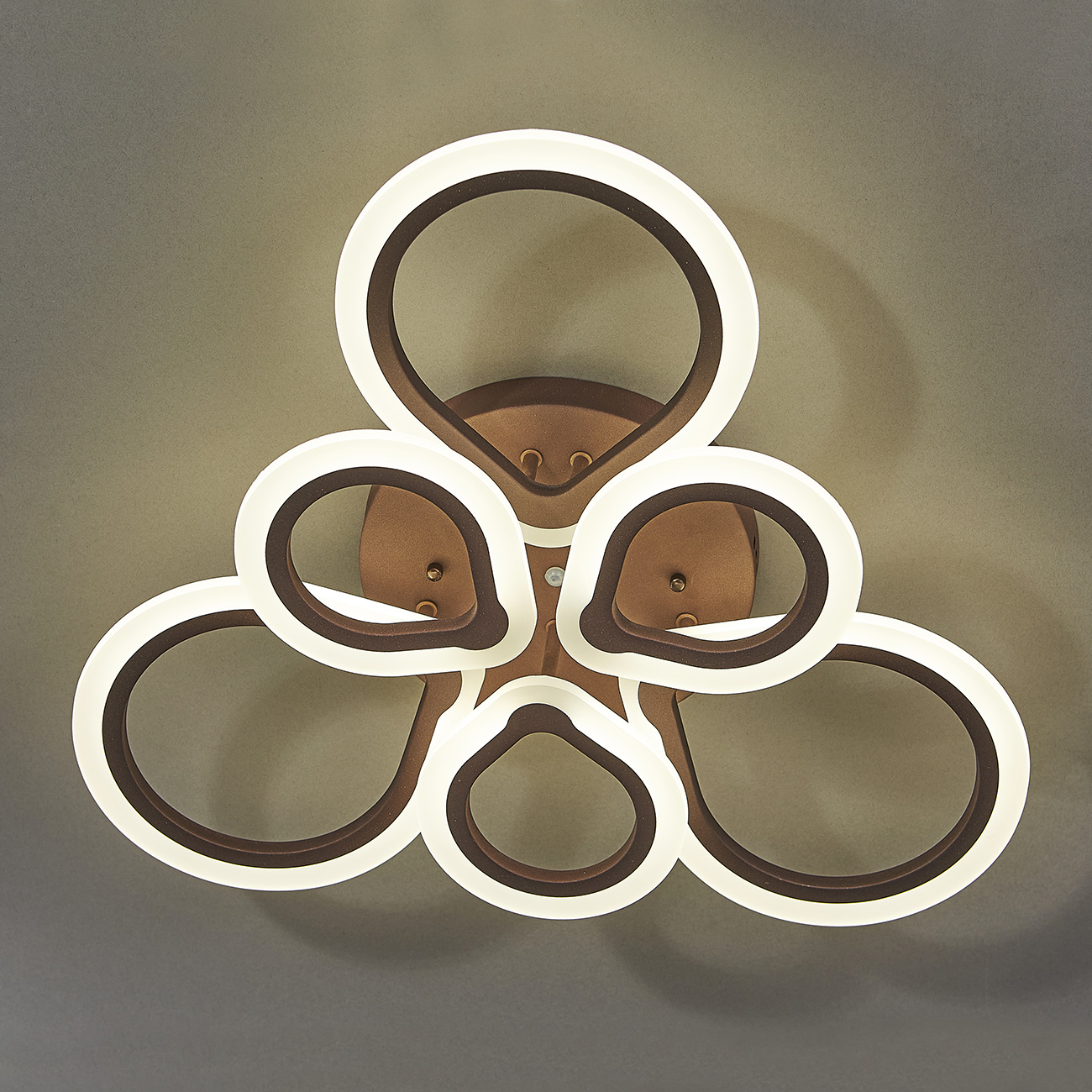 Потолочная светодиодная люстра Escada Molly 10221/6LED Coffee