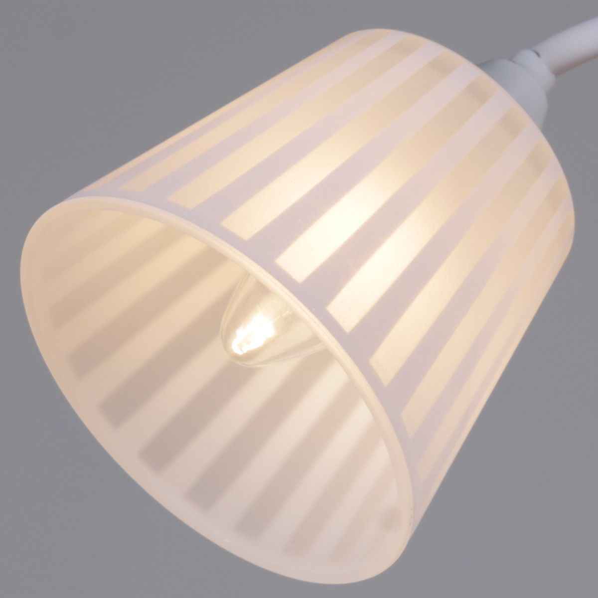 Потолочный светильник Reluce 82460-0.3-02 WH