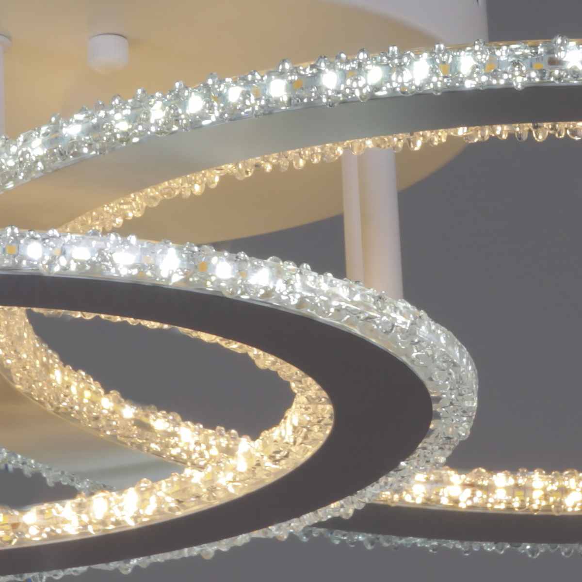 Потолочная люстра Reluce 08416-0.3-02C