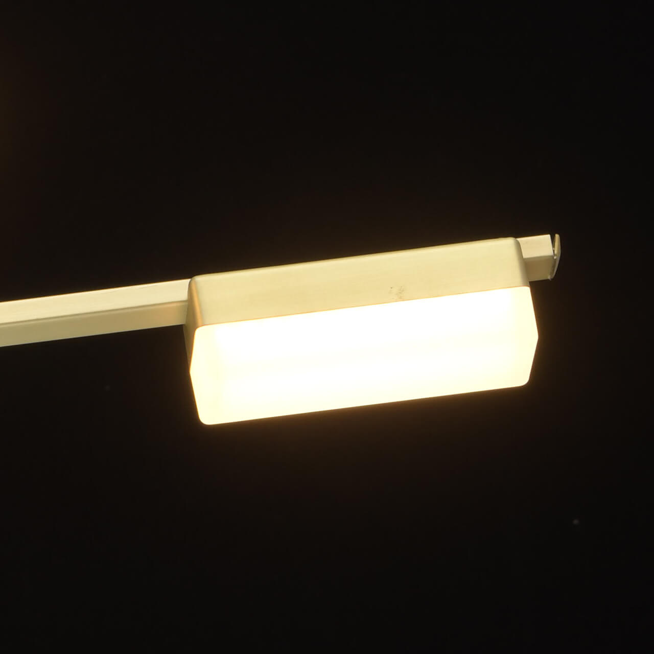 Потолочная светодиодная люстра De Markt Этингер 11 704015506