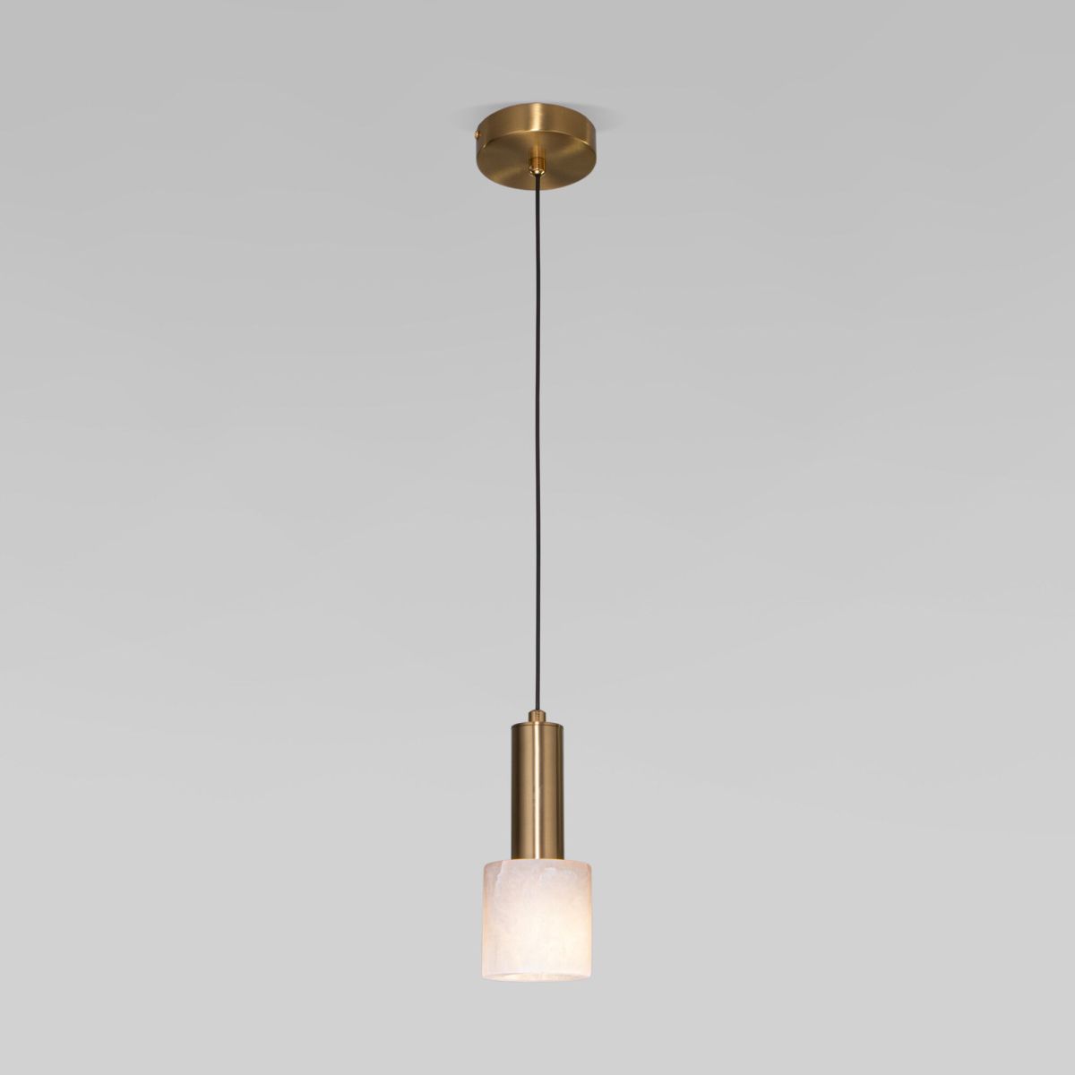 Подвесной светильник Eurosvet Marba 304055 алебастр / латунь a072023