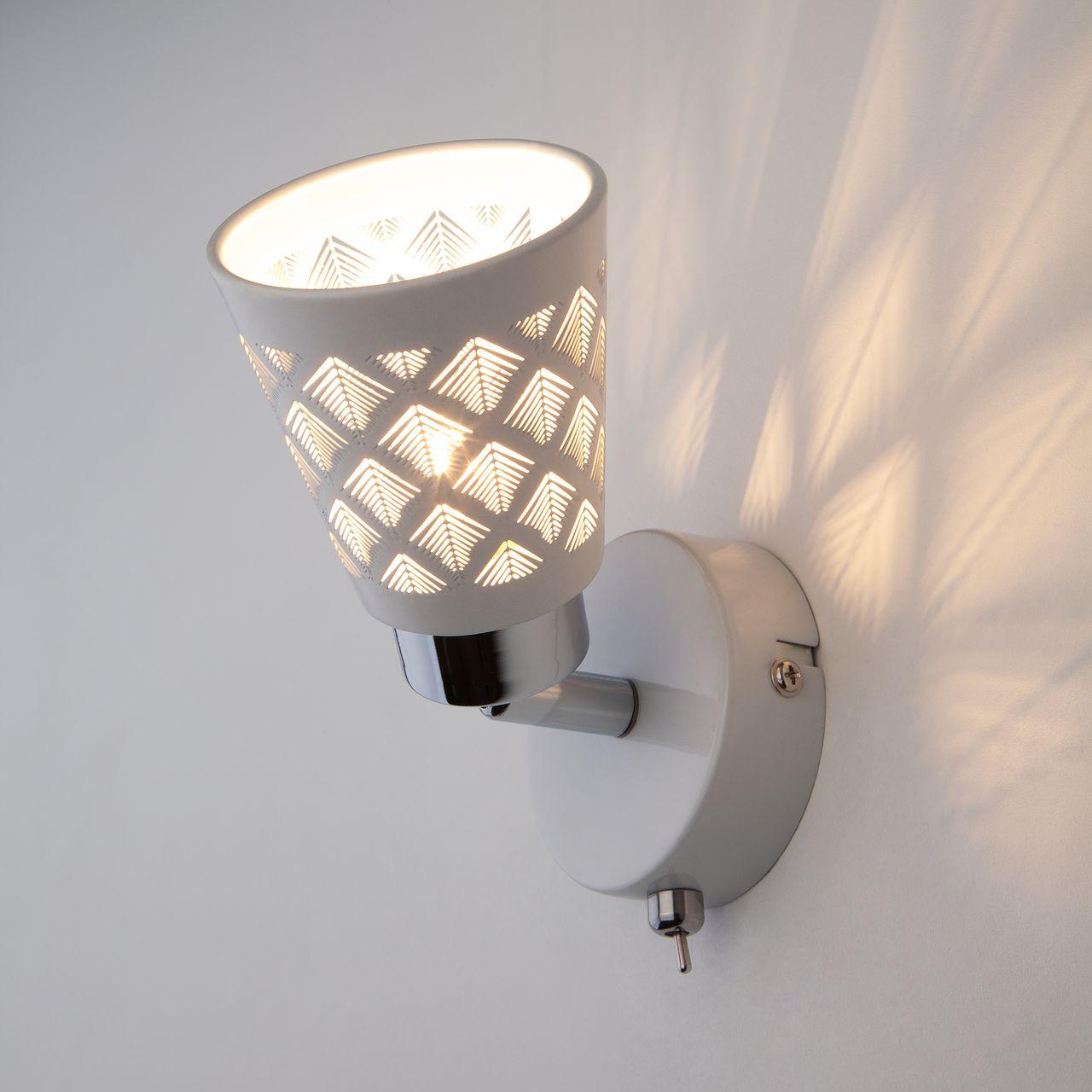 Спот Eurosvet Snowy 20060/1 белый