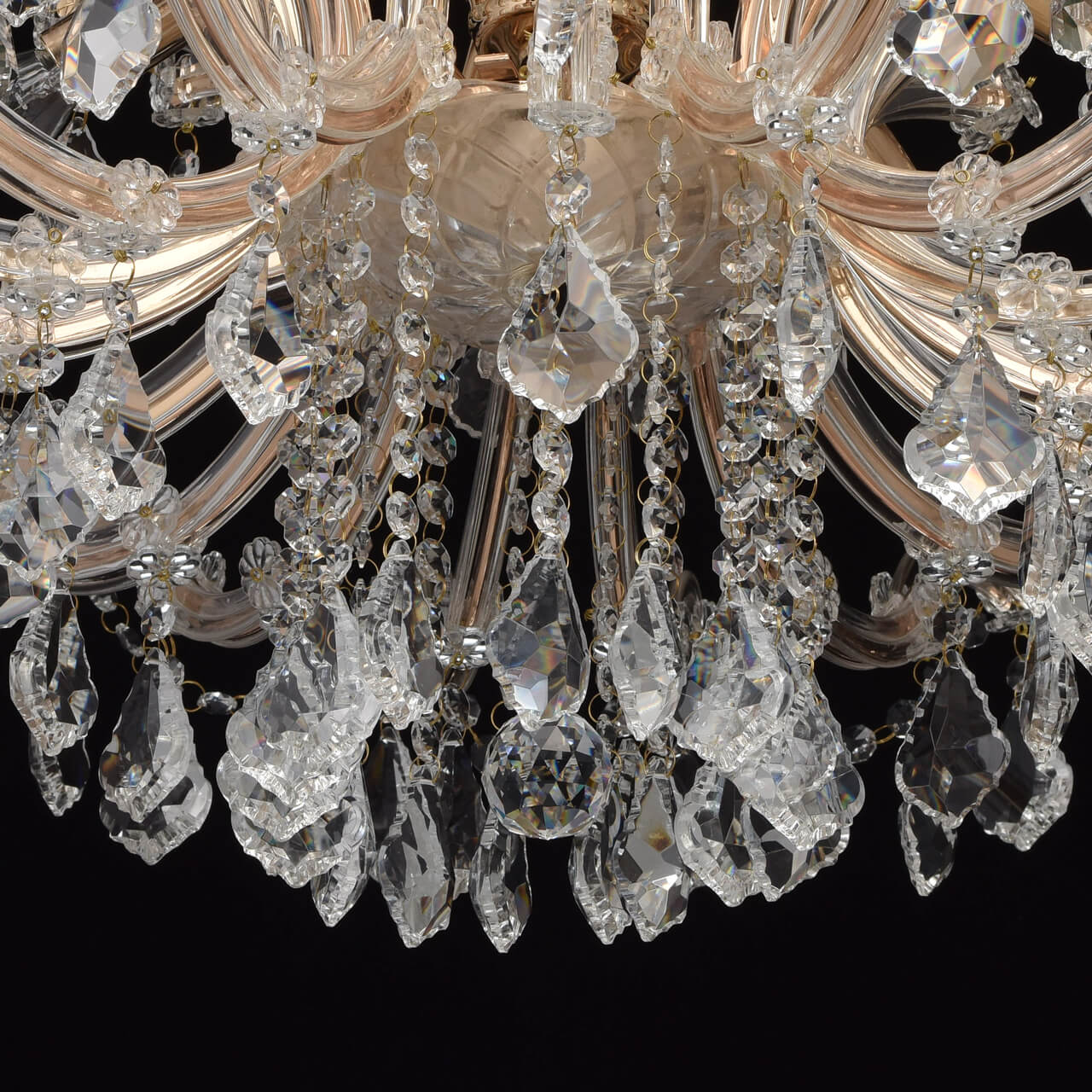 Потолочная люстра Chiaro Луиза 383010106 в Москве