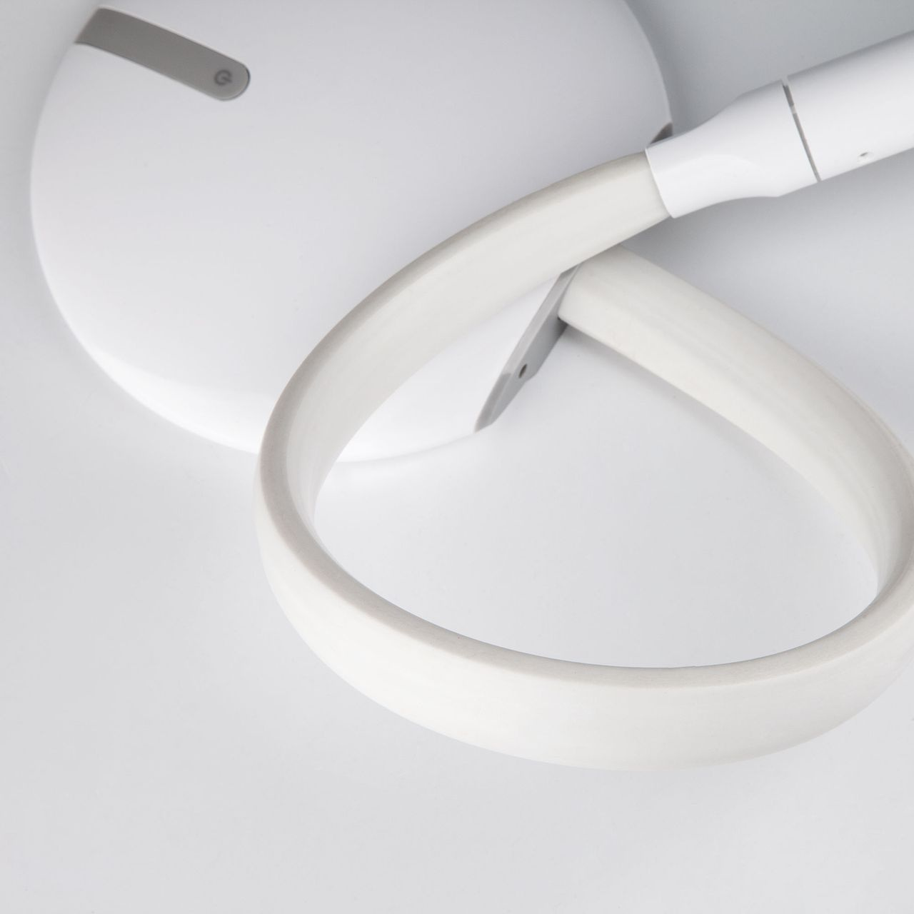 Настольная лампа Elektrostandard Arch 80501/1 белый 4690389126604