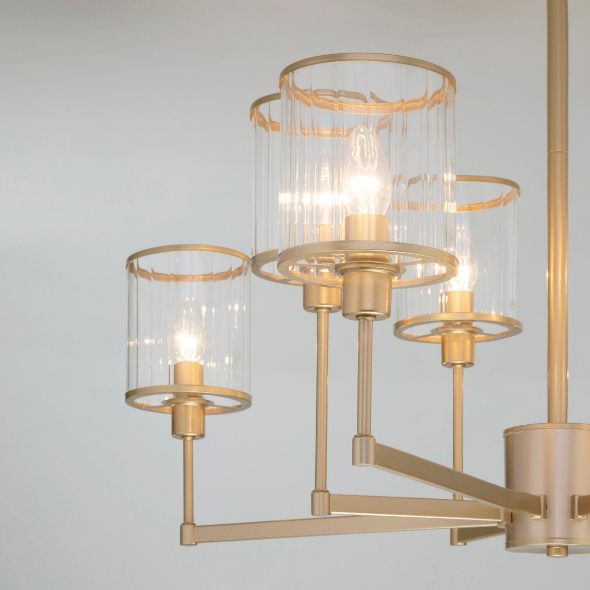 Люстра на штанге Eurosvet Inari 60144/8 золото Smart a061943