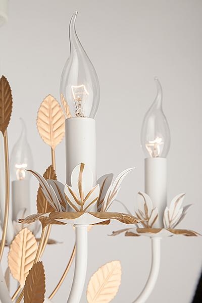 Подвесная люстра Eurosvet 60023/5 белый с золотом