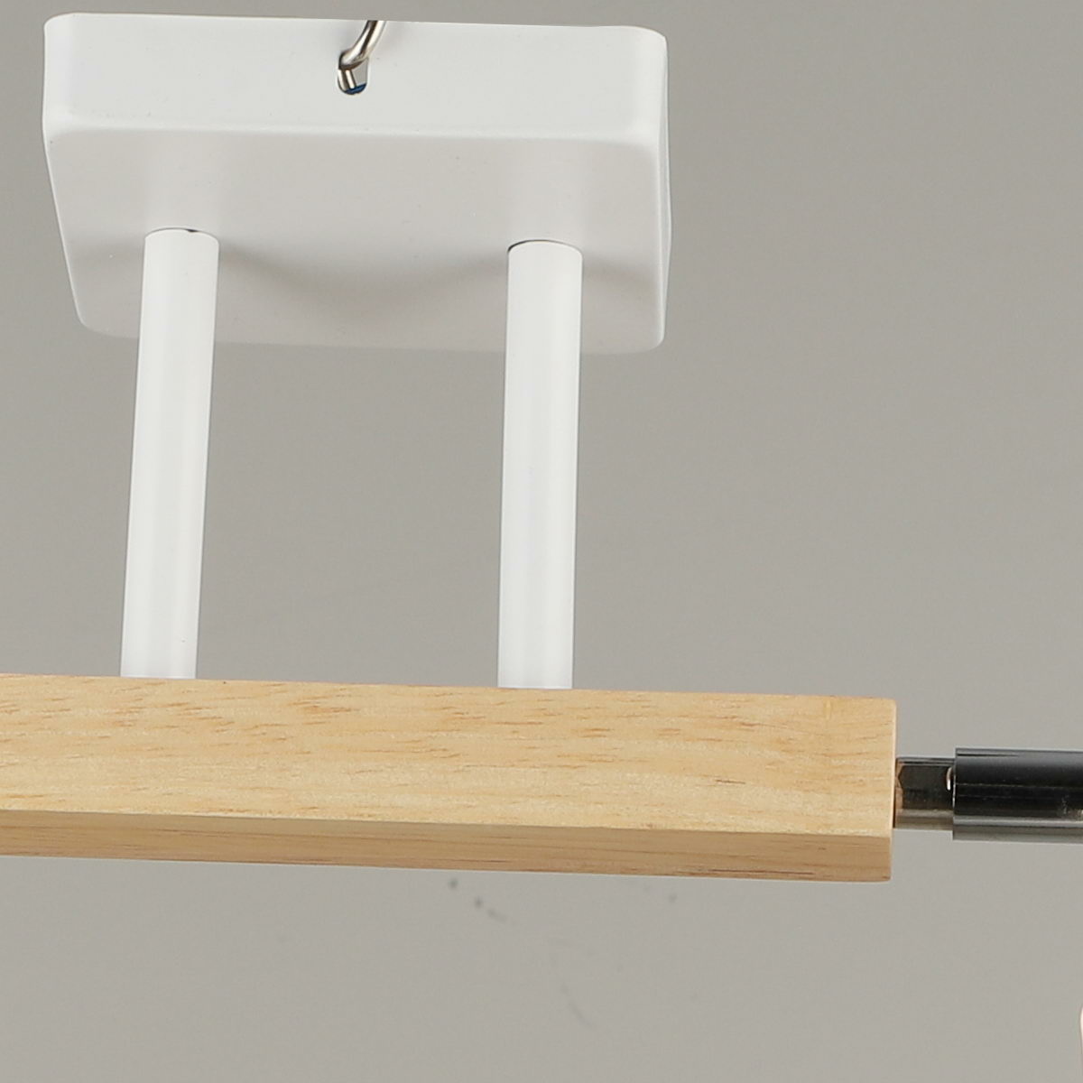 Спот Reluce 04719-0.3-02