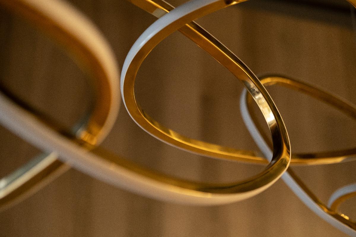 Подвесной светодиодный светильник Milosh tendence 0823CL-94GD