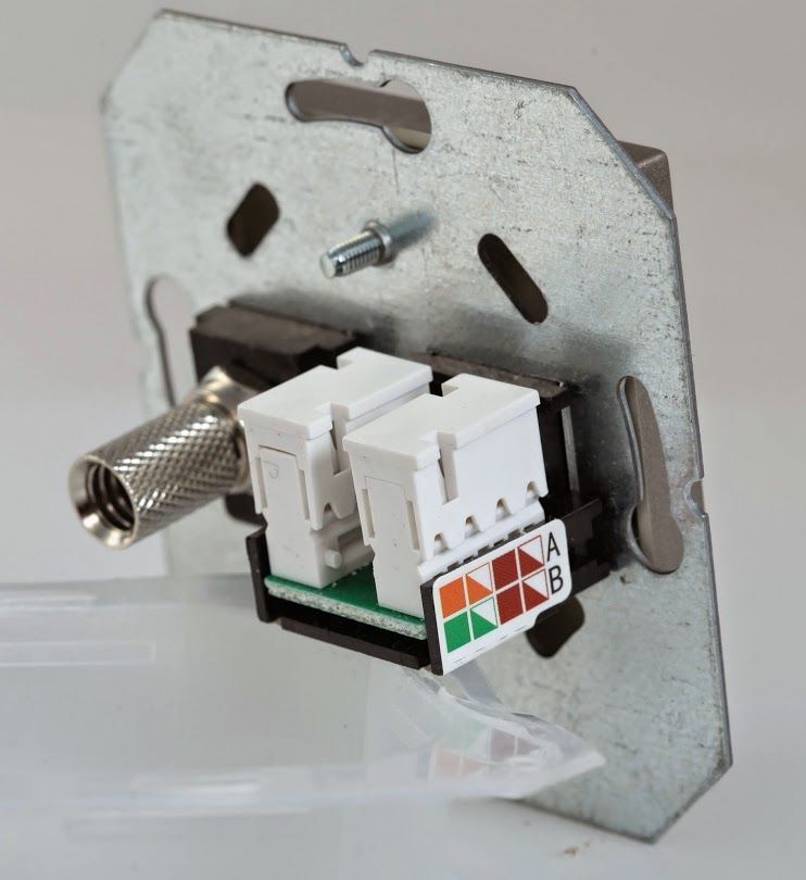 Розетка TV RJ45 Liregus Retro 29-034