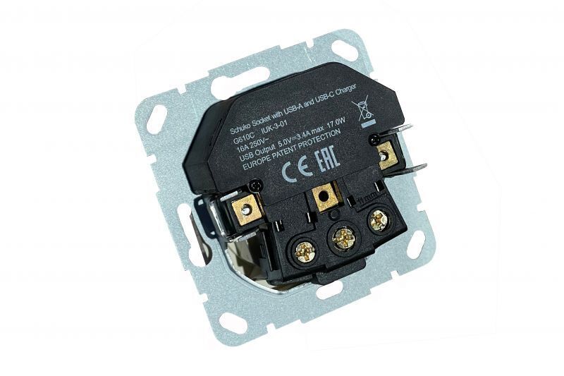 Розетка С/З+USB-зарядное устройство 3,4 А+TypeC IUK-3-01 E/Ch Liregus Epsilon 28-0358