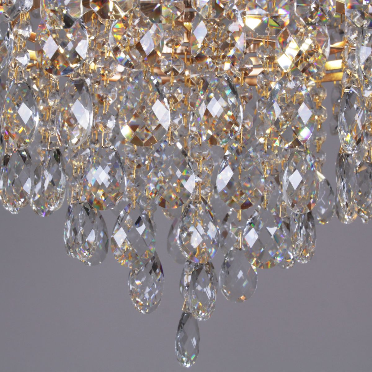 Потолочная люстра Reluce 90192-0.3-10 FGD