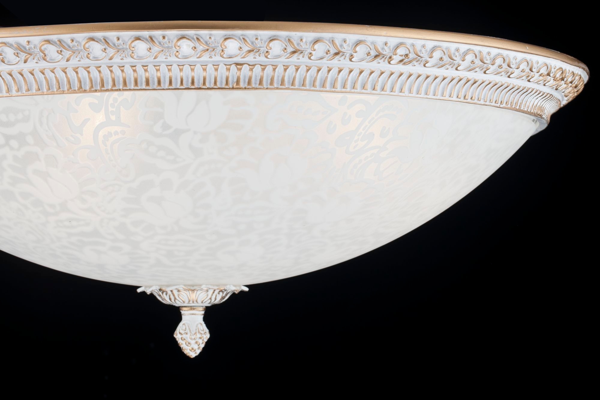 Потолочный светильник Maytoni Pascal C908-CL-04-W