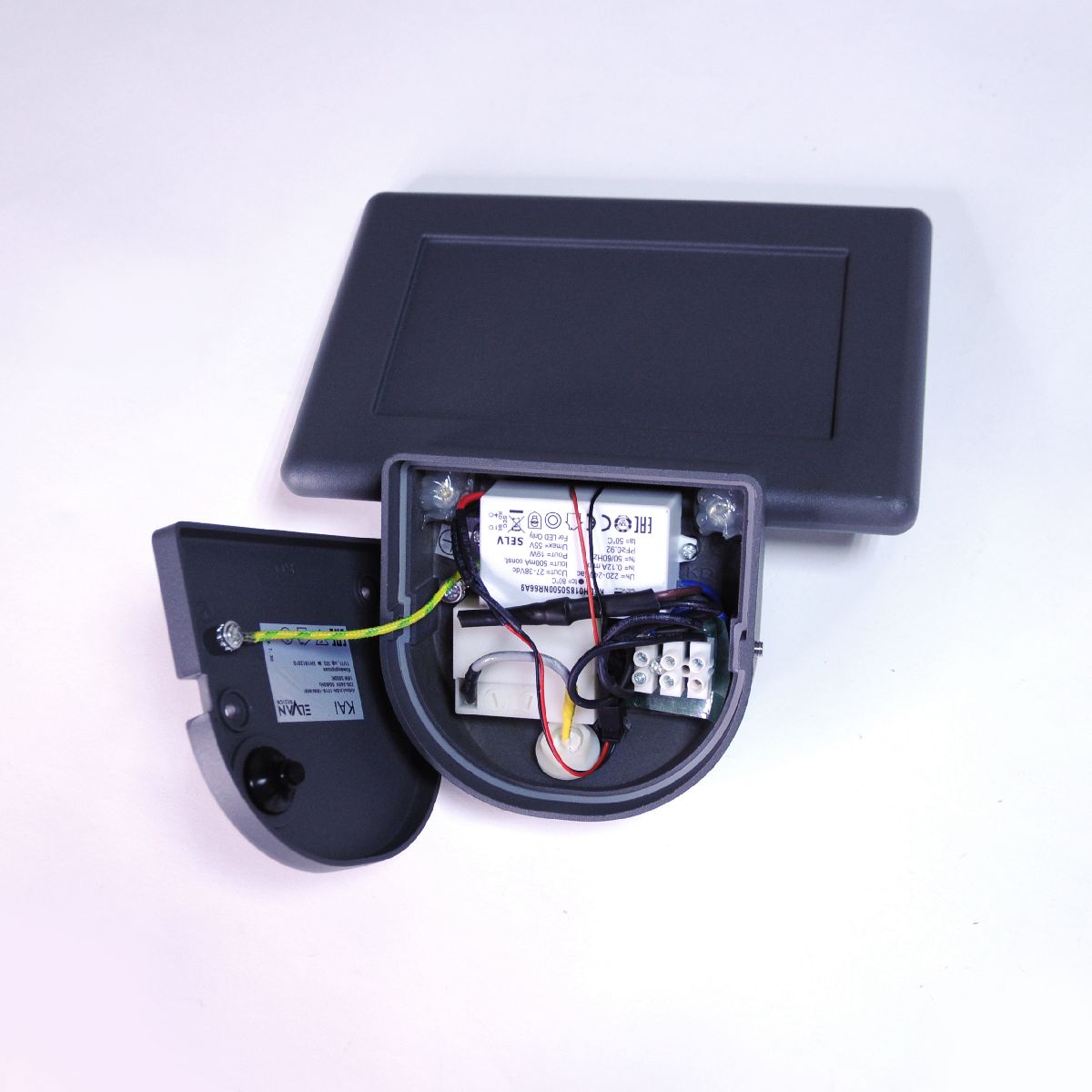 Уличный настенный светильник Elvan PJ-1516/1-18W-WW-Gr