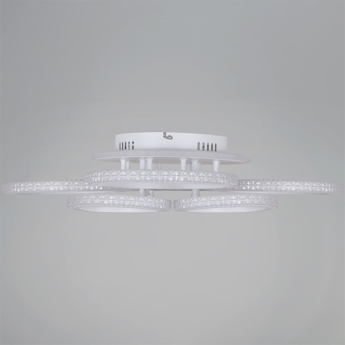 Потолочная люстра Reluce 06333-0.3-4+4A WH (RGB)