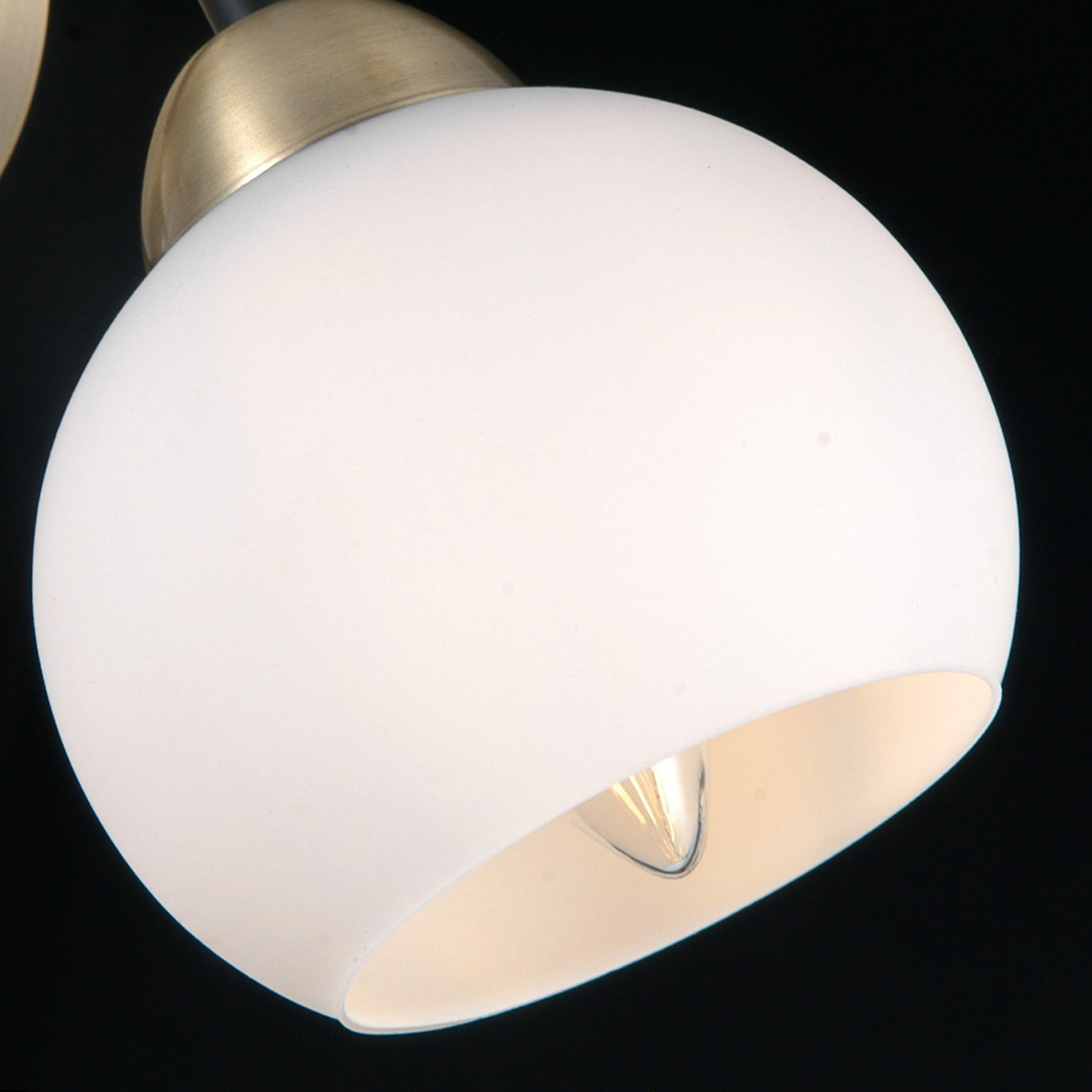 Люстра на штанге Illumico IL0375-8CBSQ-79 BK WT