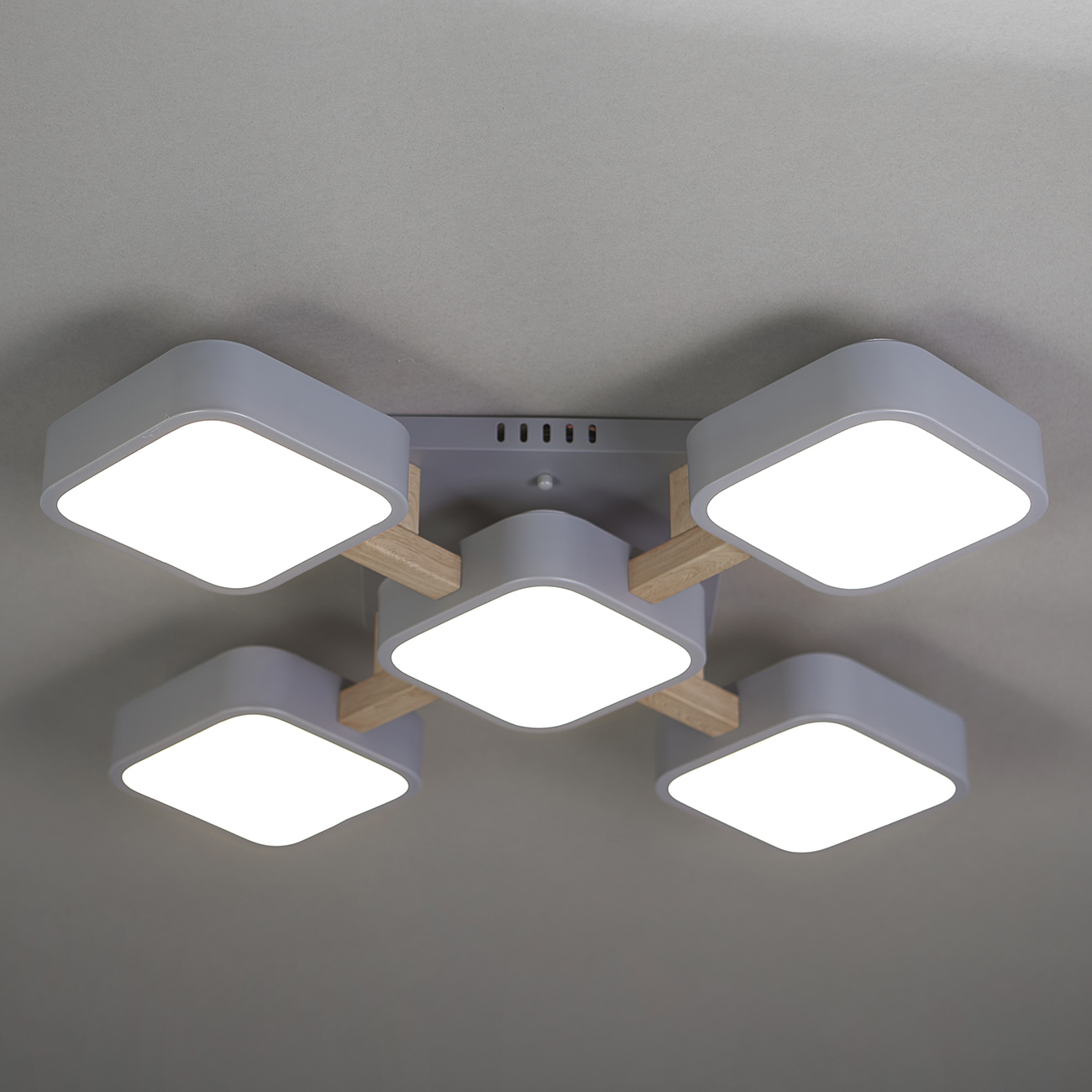 Потолочная светодиодная люстра Escada Ulrika 10213/5LED