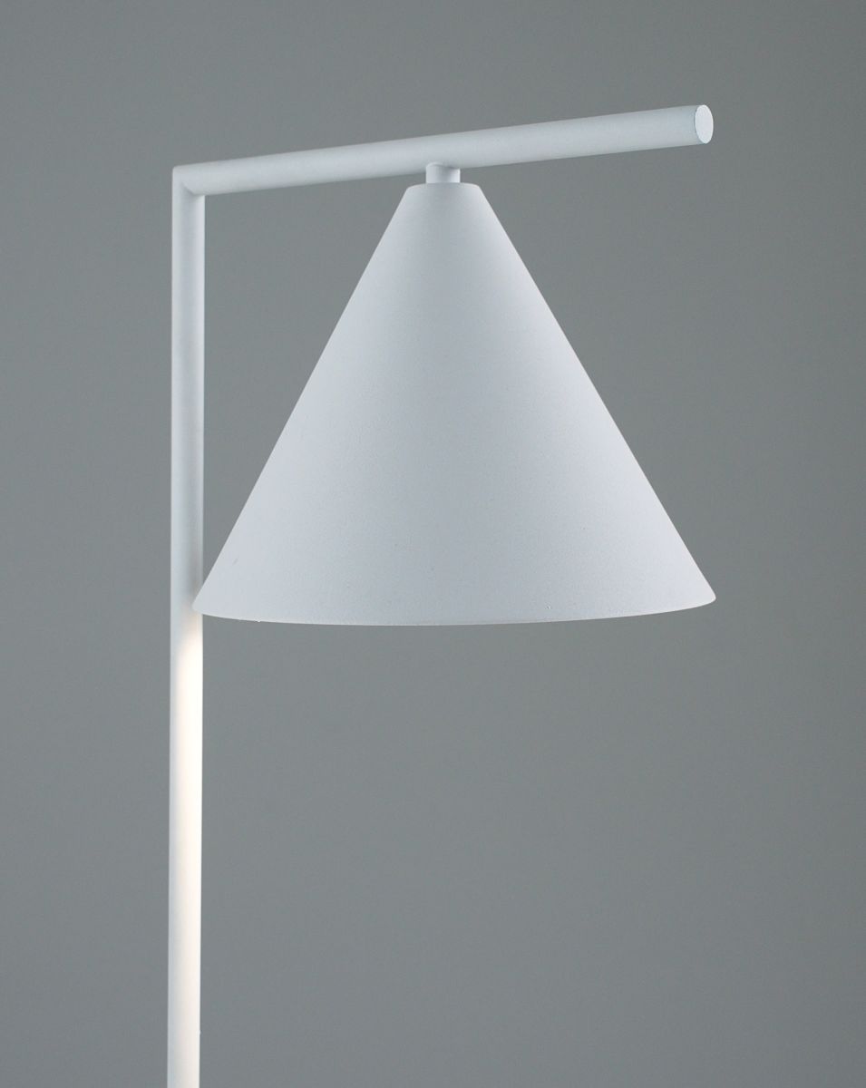 Настольная лампа Moderli Omaha V11596-1T