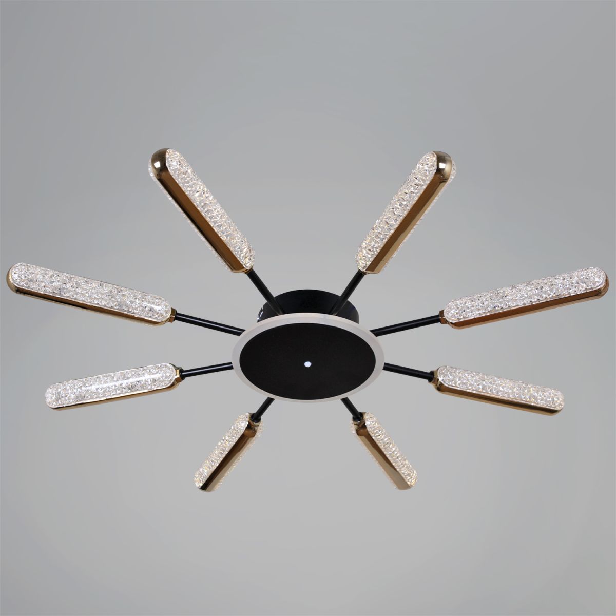 Потолочная люстра Reluce 08290-0.3-08 BK+GD