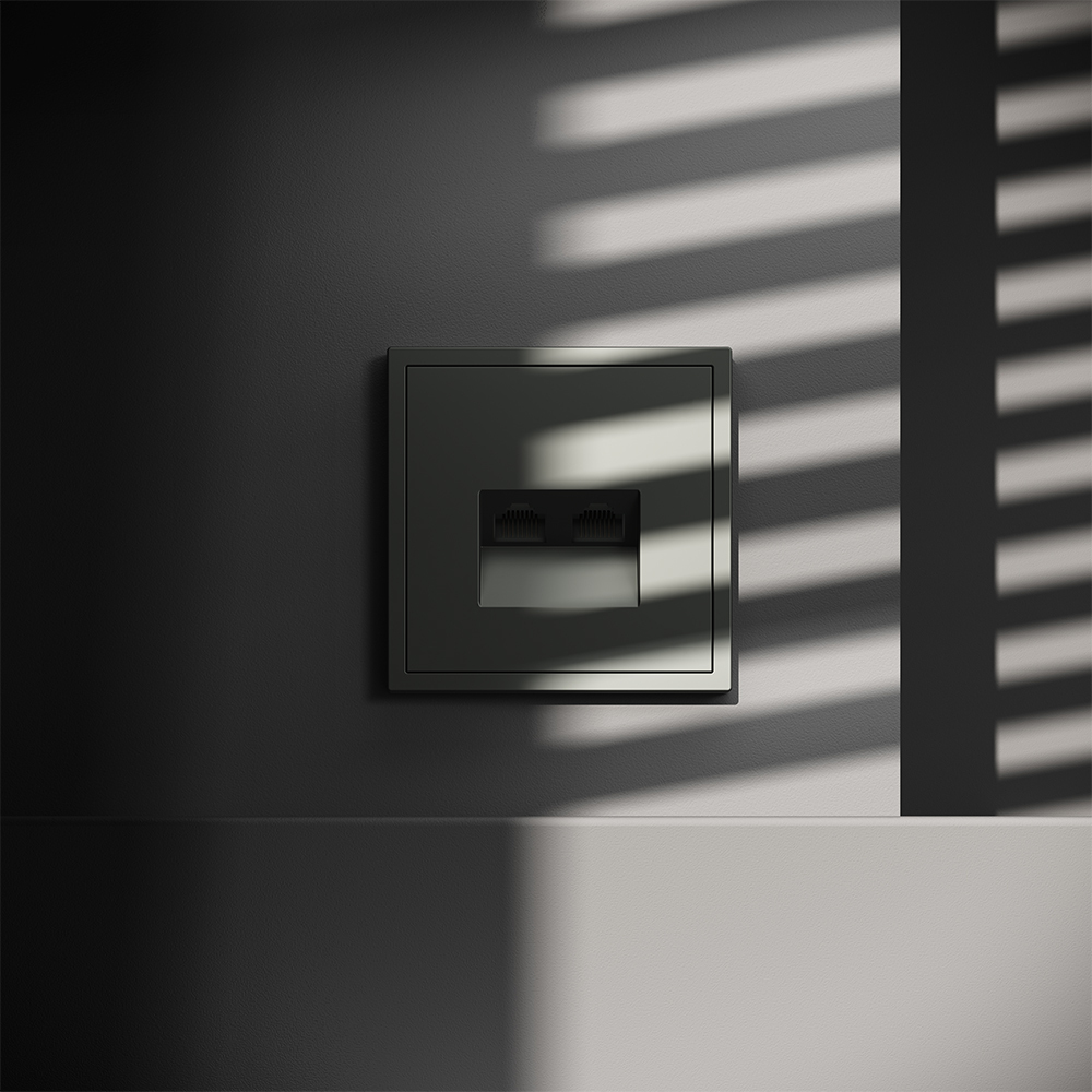 Розетка компьютерная двойная Voltum S70 VLS060206 (титан)