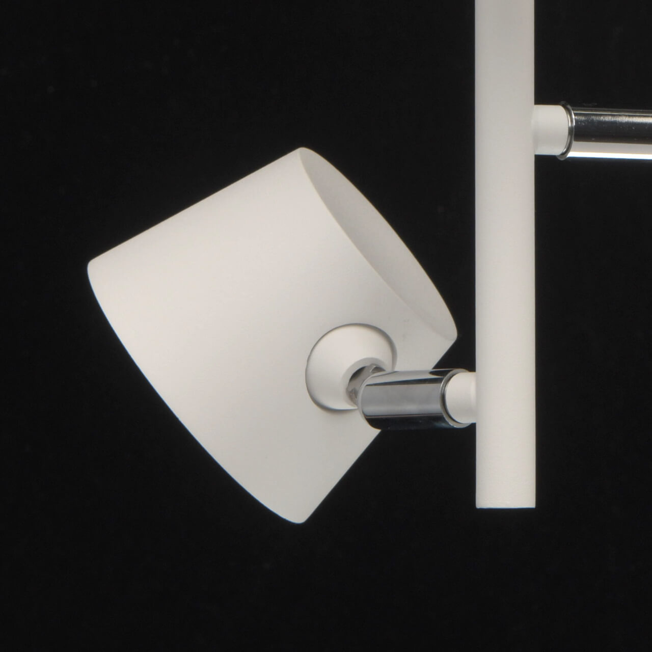 Потолочная светодиодная люстра De Markt Хартвиг 1 717010903