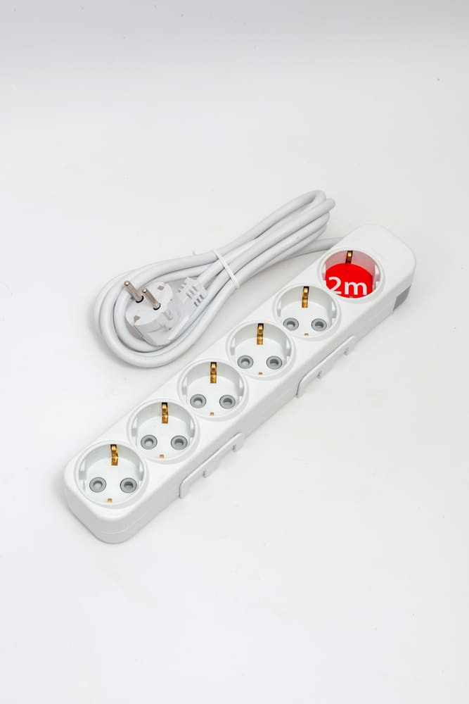 Удлинитель с/з 6вх с защитными шторками ELBI Myra 527-010202-621