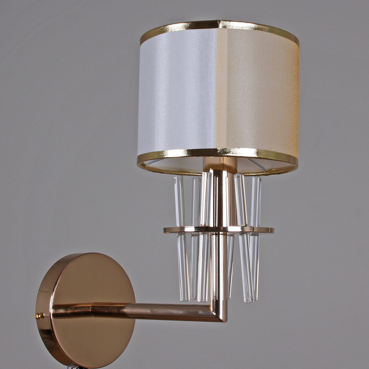 Бра Illumico IL6203-1W-27 GD