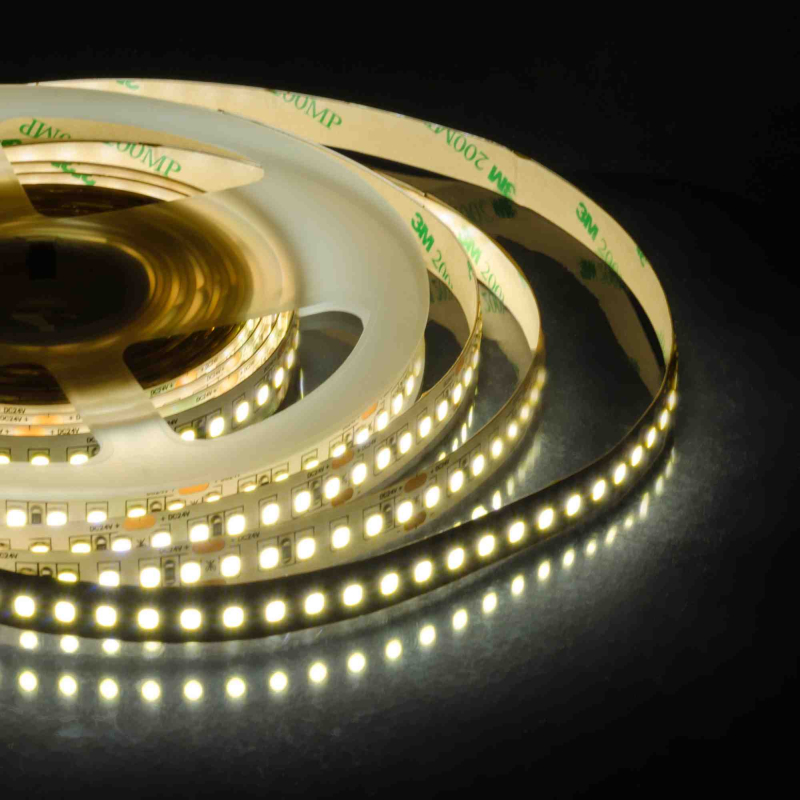 Светодиодная лента Apeyron 12В ЭКО 9,6Вт/м smd2835 120д/м IP65 440Лм/м 5м 3000К LSE-150