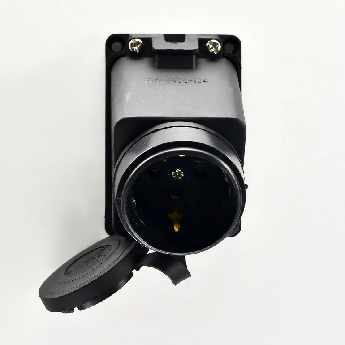 Розетка наружная с заглушкой Lezard Каучук 106-0400-0104/104