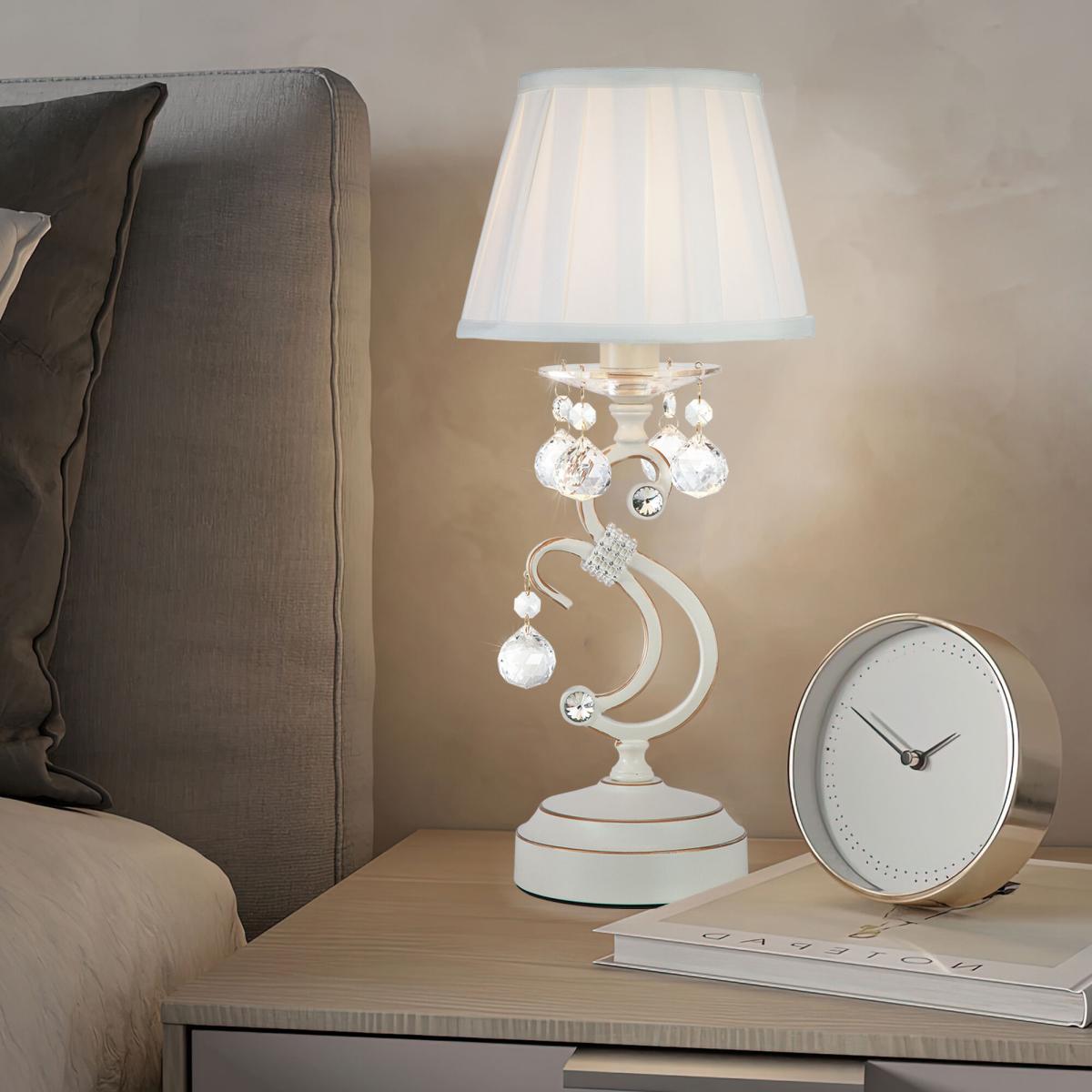 Настольная лампа Eurosvet 12075/1T белый Strotskis настольная лампа