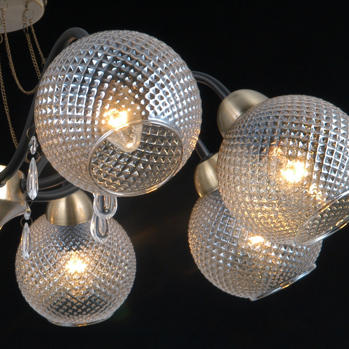 Люстра на штанге Illumico IL0432-8CSQ-29 AB BK