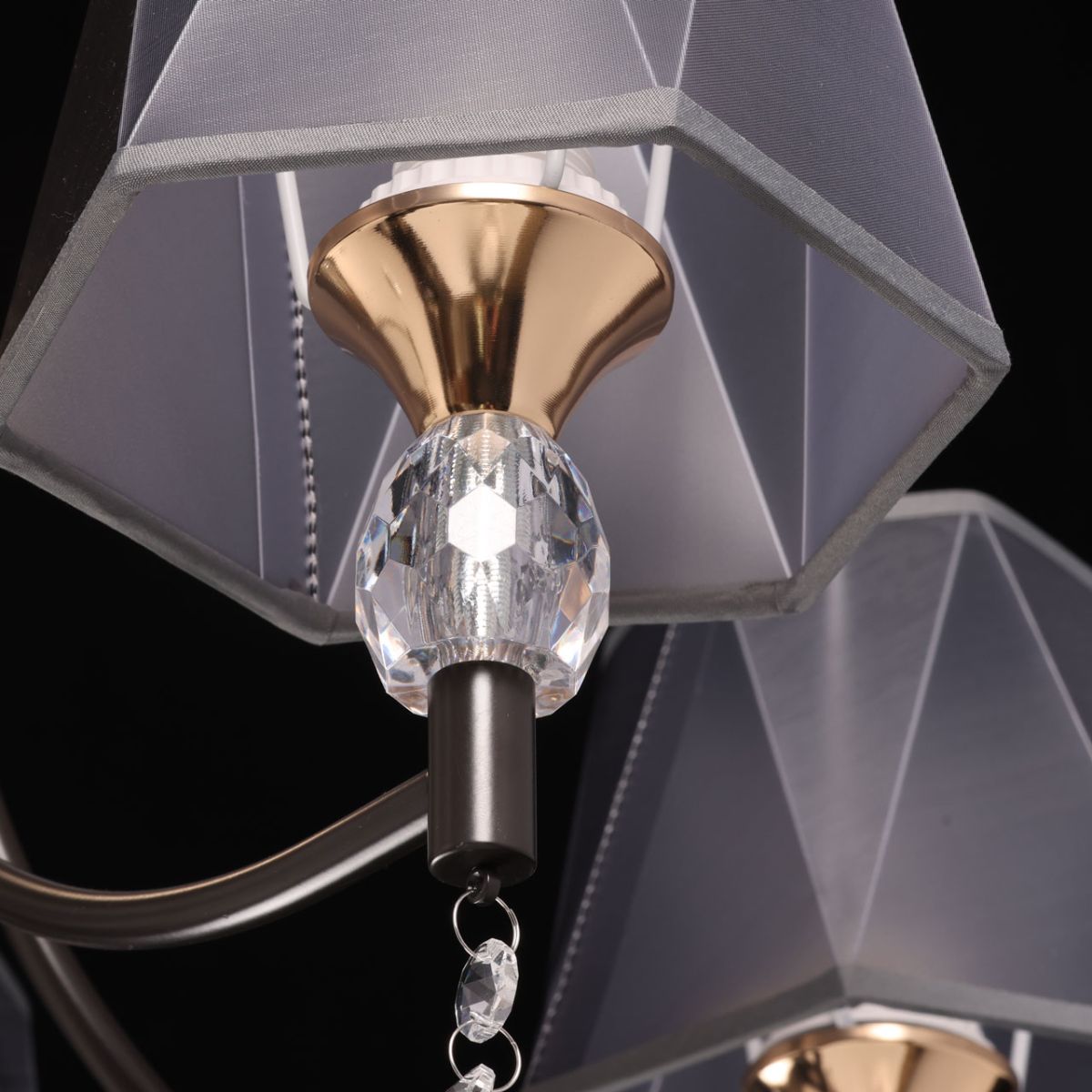 Подвесная люстра De Markt Виталина 448015305