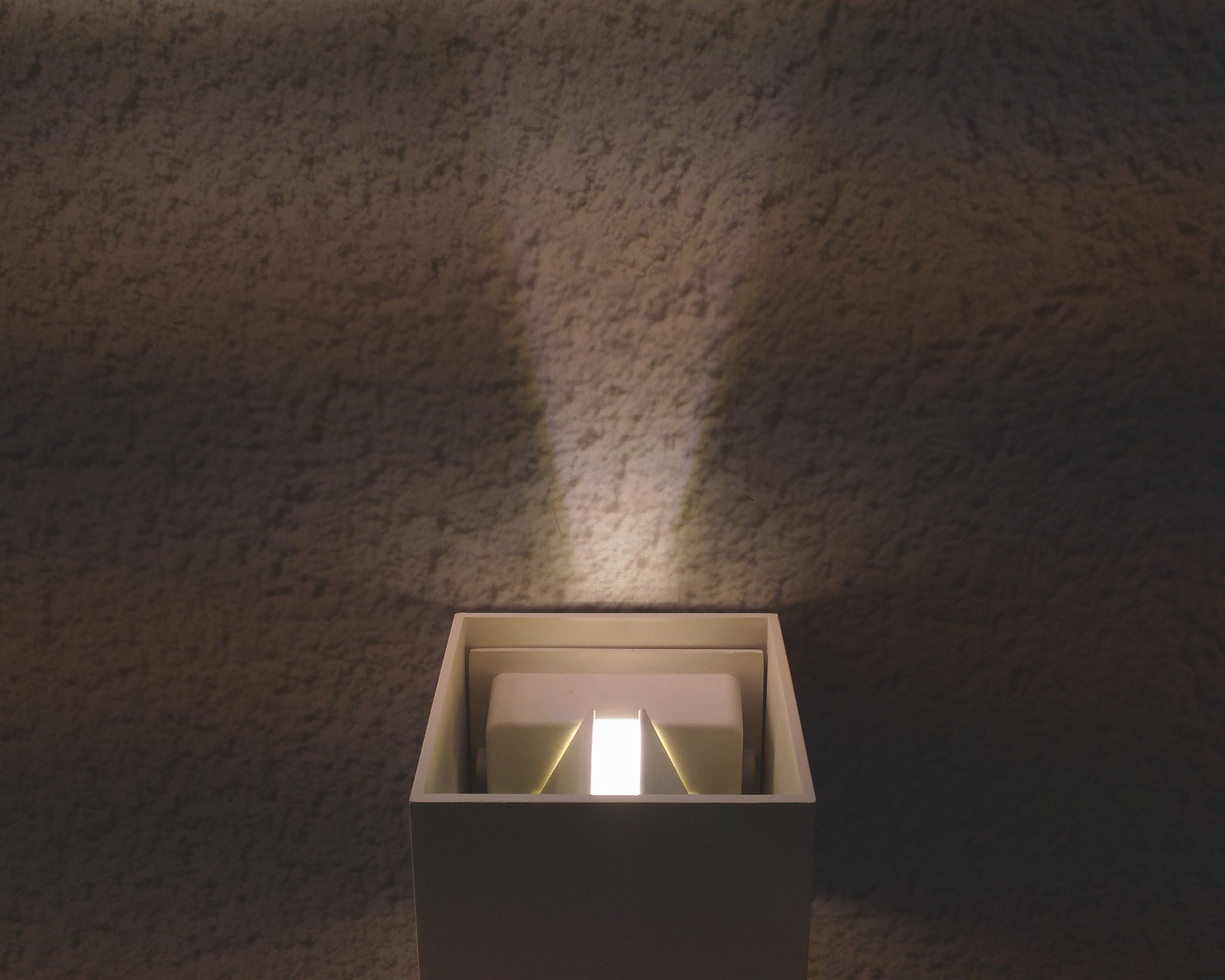 Уличный настенный светодиодный светильник Novotech Calle 357518