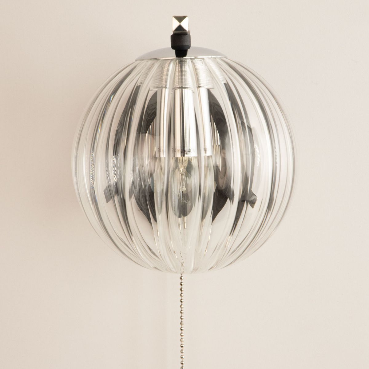 Бра с выключателем на корпусе Citilux Бра с выключателем на корпусебус CL113311