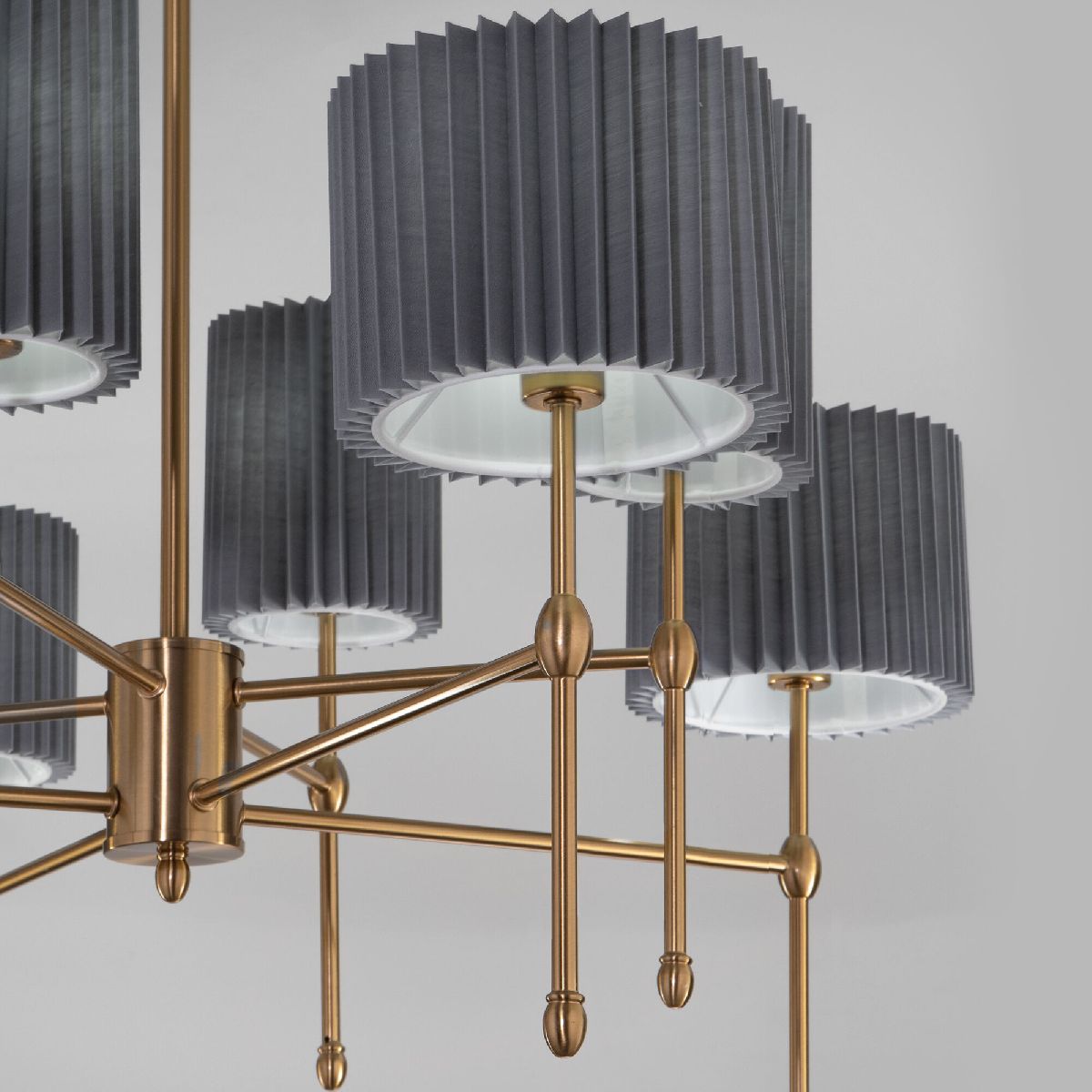 Люстра на штанге Eurosvet Notturno 60162/8 латунь Smart a065666