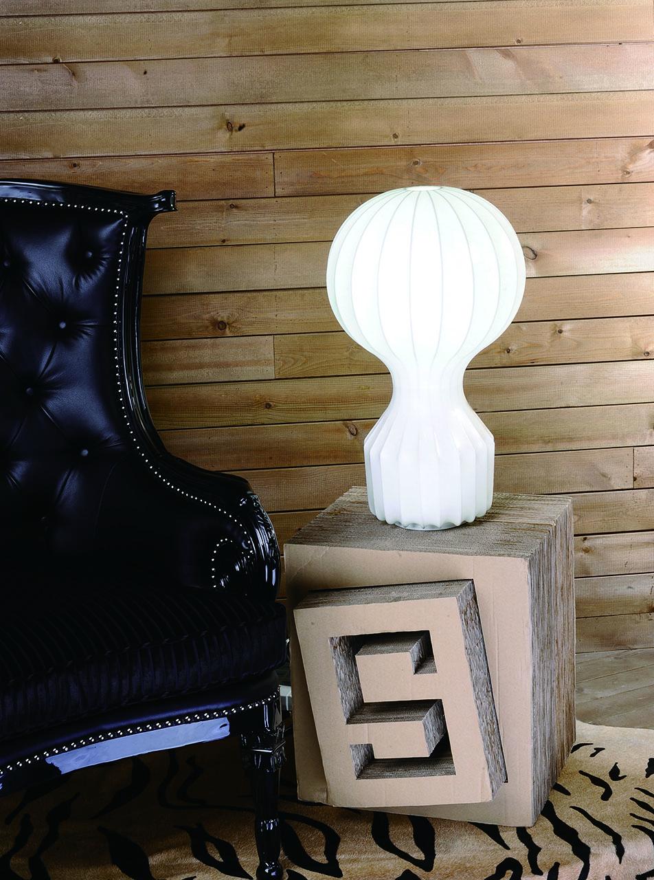 Настольная лампа Artpole Phantom 001035