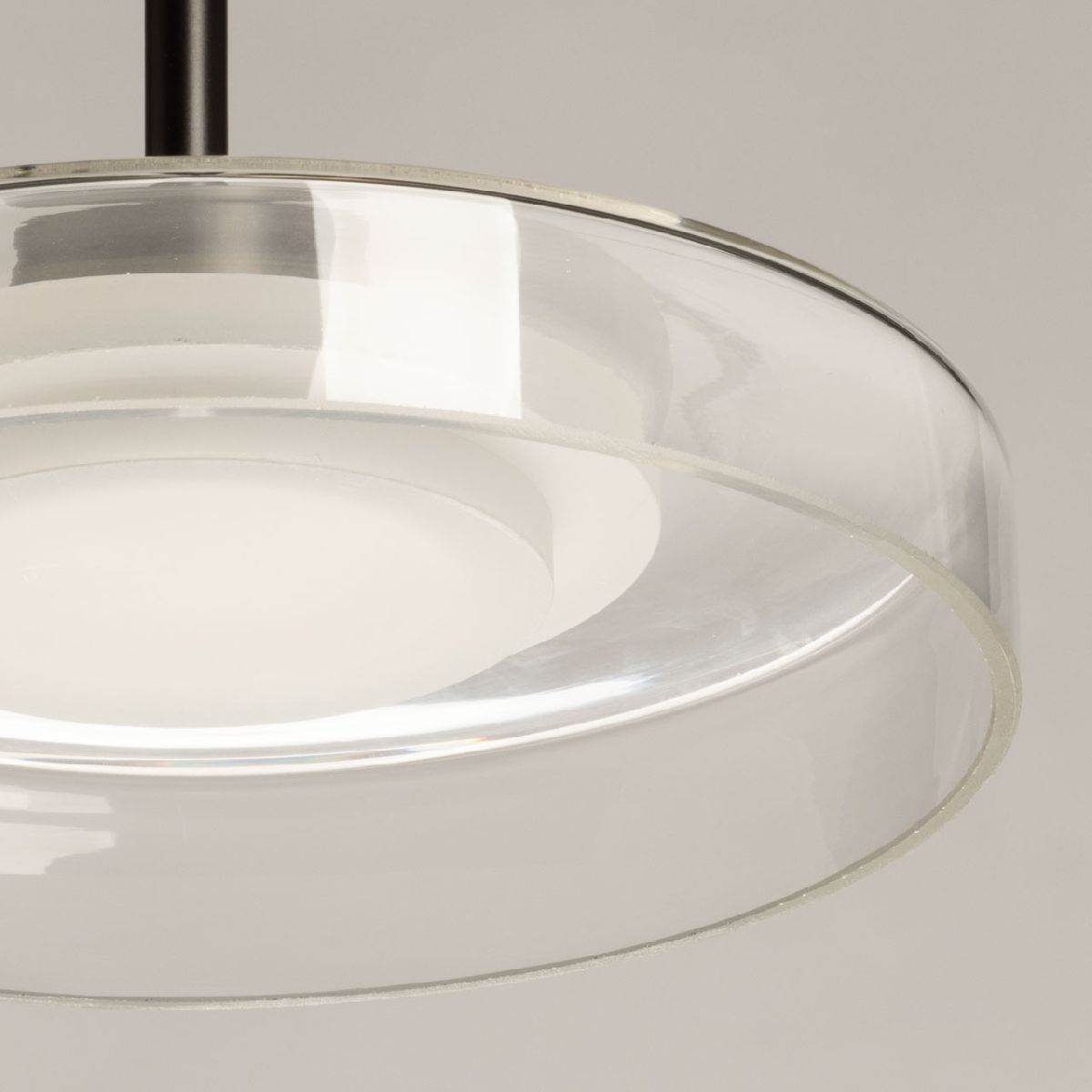 Подвесной светильник De Markt Стаут 702013401