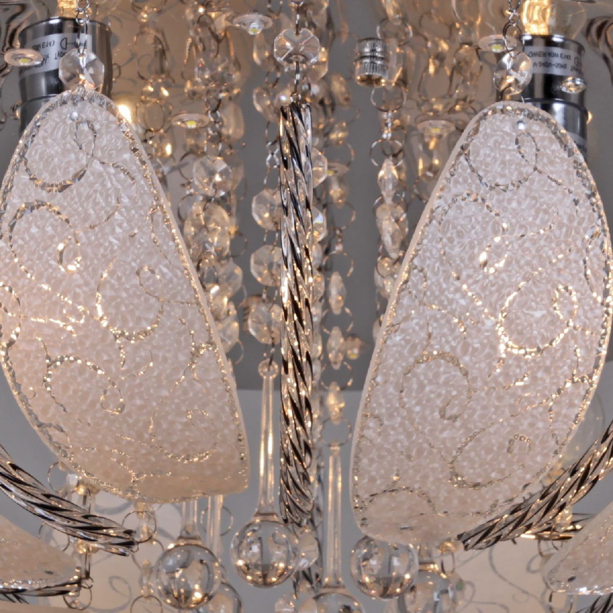 Потолочная люстра Reluce 55725-0.3-04