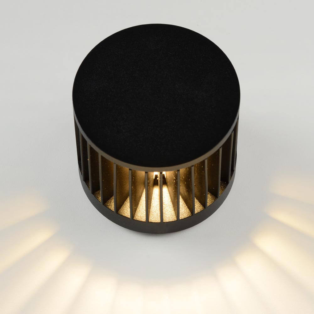 Уличный настенный светодиодный светильник Lucide Scope 17892/04/30