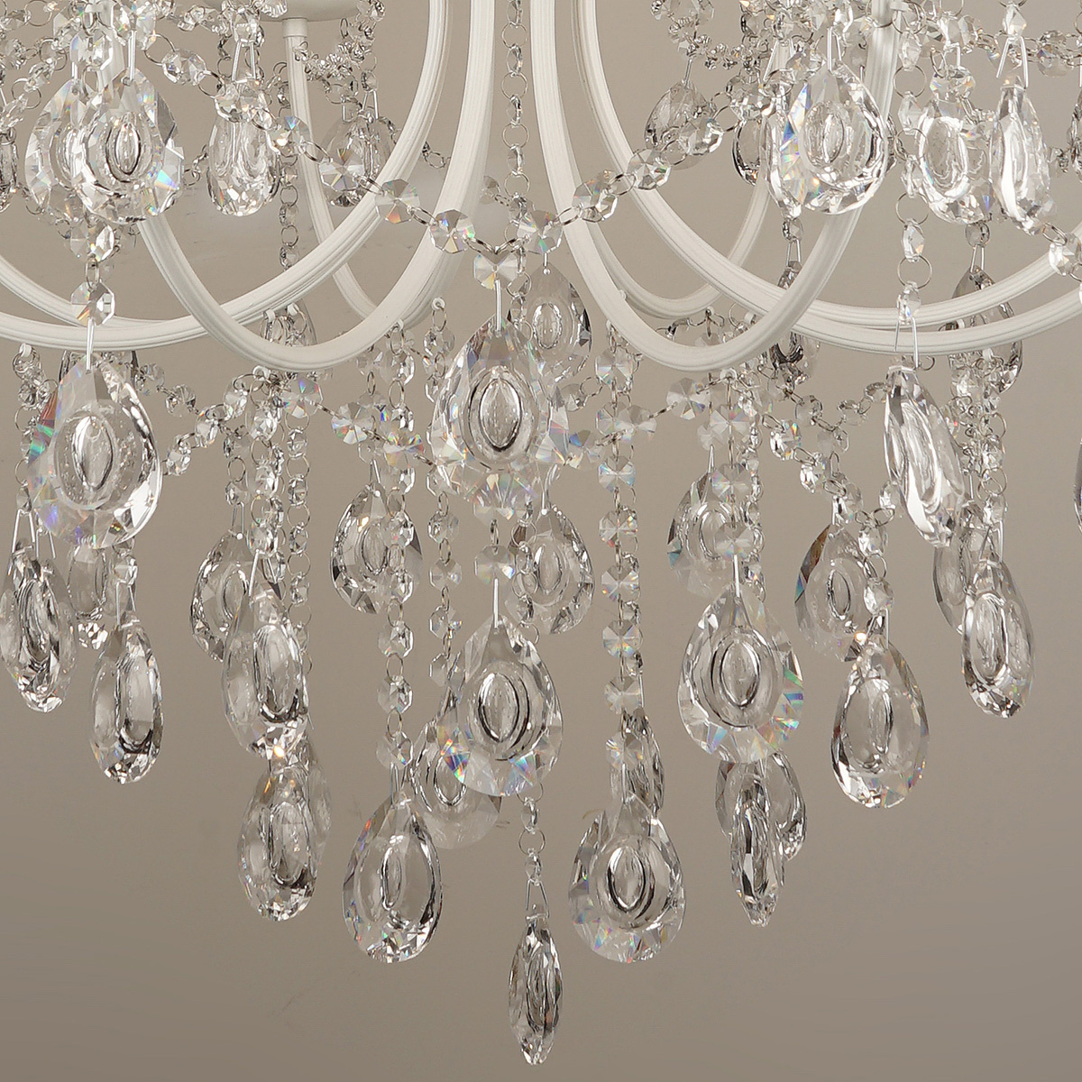 Подвесная люстра Reluce 04457-0.4-08