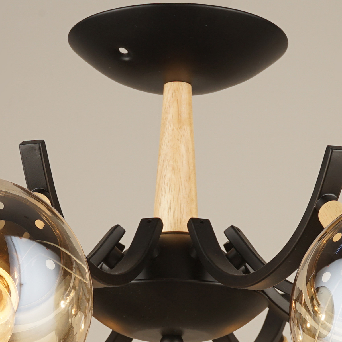 Люстра на штанге Reluce 04512-0.3-08