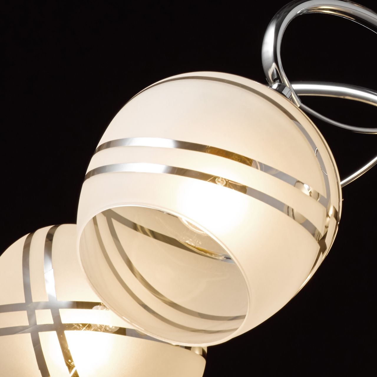 Люстра на штанге De Markt City Альфа 324014505 в Москве