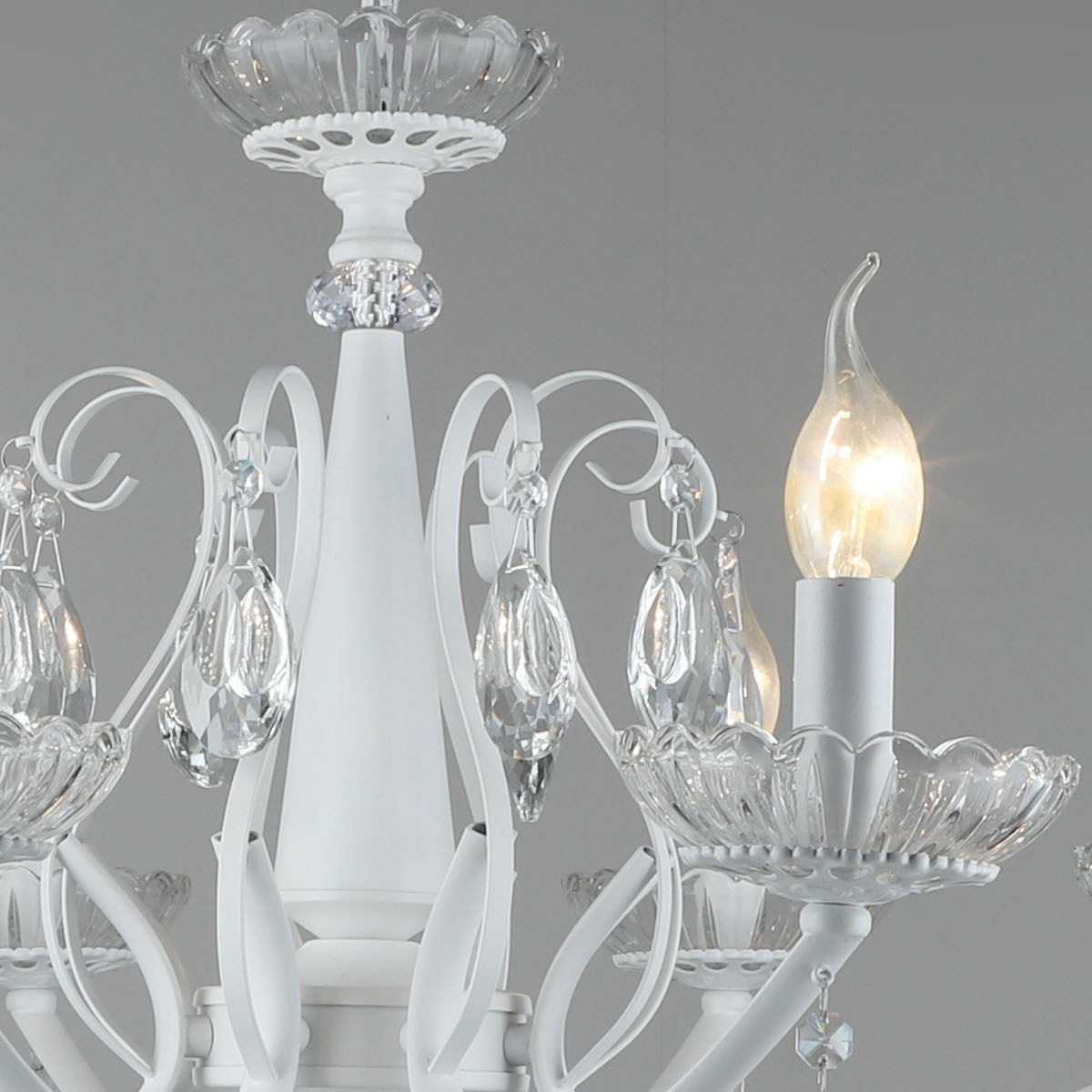 Подвесная люстра Reluce 04922-0.4-08 WT